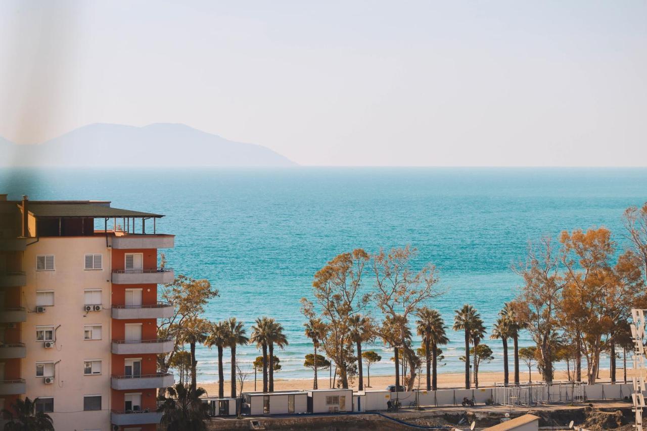 Large Apartment Near The Seaside Boulevard Lungomare Vlorë Esterno foto